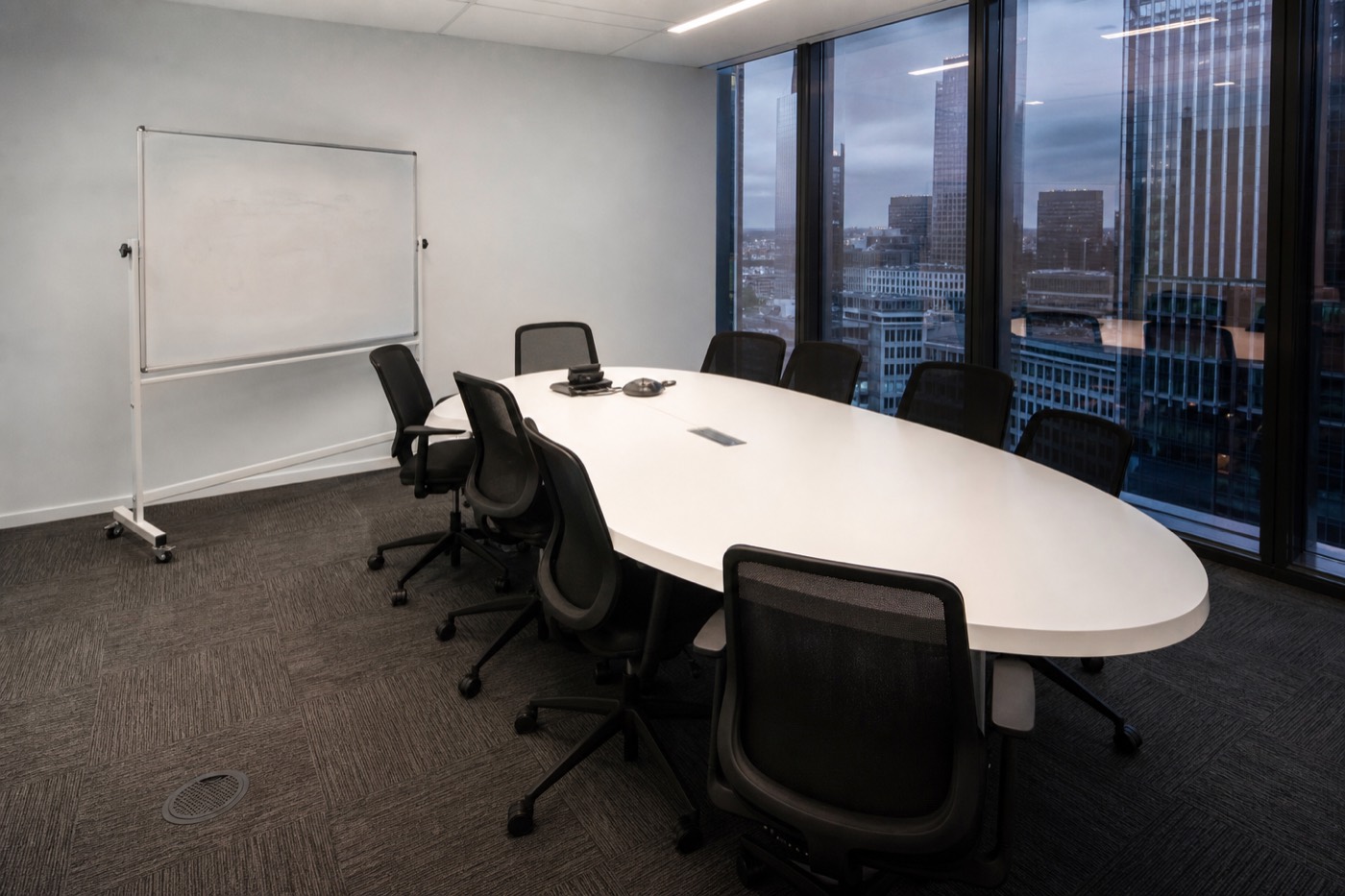 Venue: Skyline Offices, Bahnhofsviertel